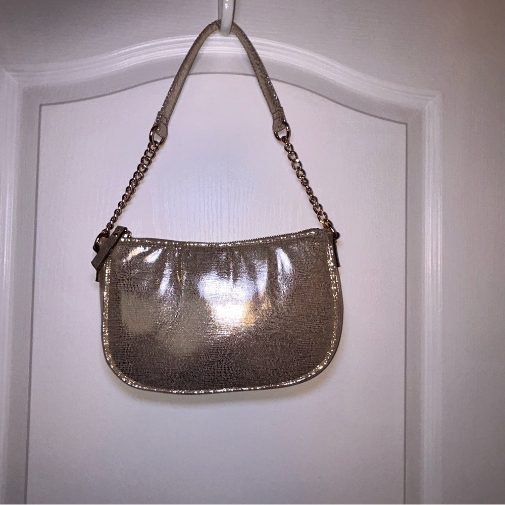 Elegant Gold Women's Shoulder Bag